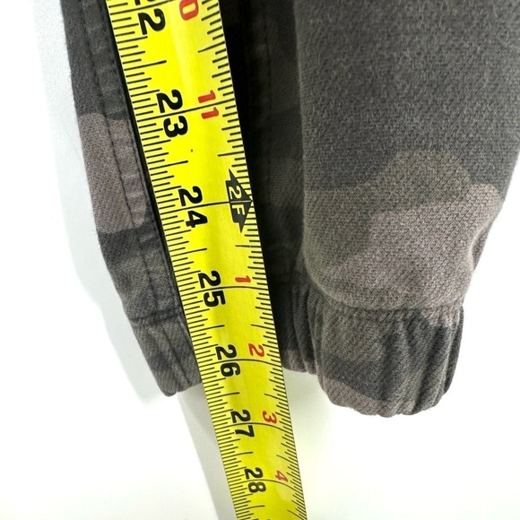 Athleta Womens Camo Farallon Joggers Size 0 Pull On Sweatpants Lounge Comfy Pant - Picture 13 of 14